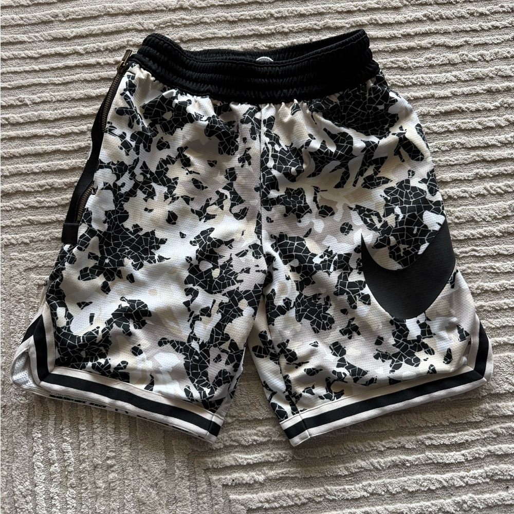 Nike Air Black and White Graphic Shorts sz Youth Medium